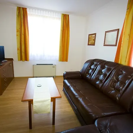 Appartement Szerencsemak Panzio