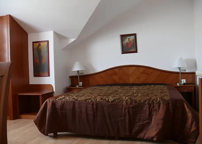 Szerencsemák Panzió Kehidakustány
